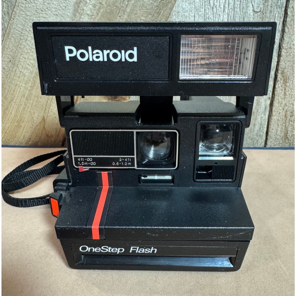 Polaroid One Step Flash 600 Strap Untested Film 600 Plus Instant Camera Picture